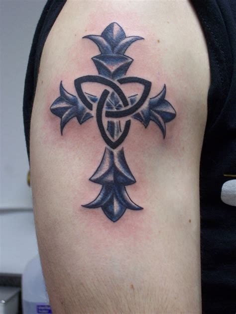 shoulder tattoos for men cross